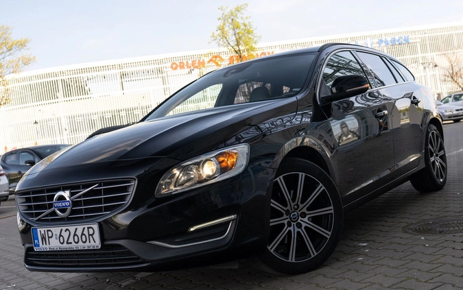 Volvo V60 cena 65900 przebieg: 183000, rok produkcji 2017 z Płock małe 497